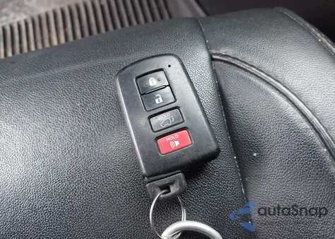 2018 Toyota Highlander Xle from USA, damaged, VIN 5TDJZRFH4JS532006